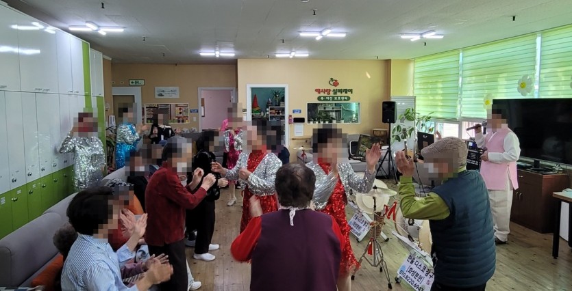 7ec5c60456e06412d9167ecc0eb9feb7_1733381457_13.jpg